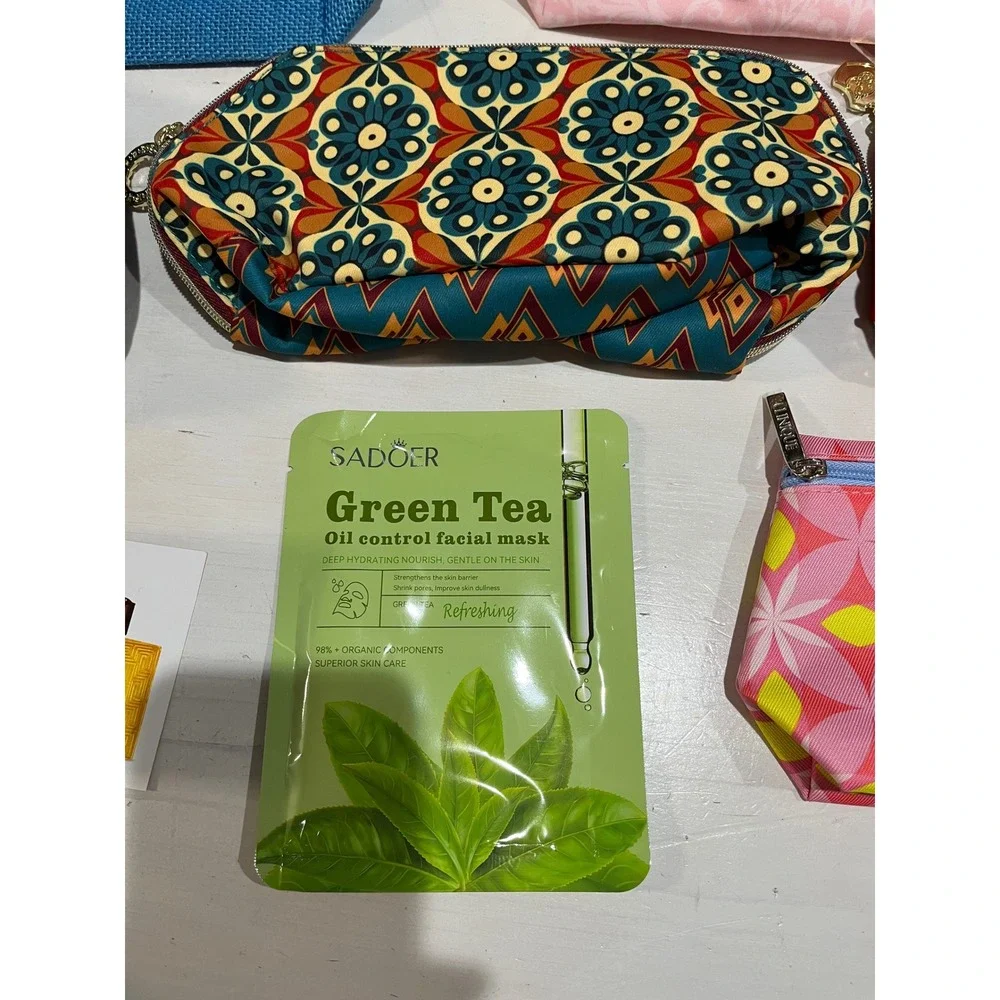 6 Cosmetic Bag Bundle Makeup Travel Accessories plus Versace Sample and‎  Mask